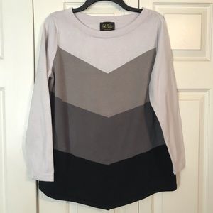 BOB MACKIE Wearable Art Medium Black Gray Sweater